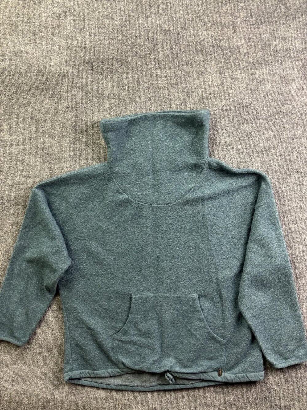 Carve Designs Shirt Womens Small Green Turtleneck Kangaroo Pocket Pullover Top